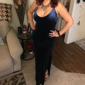 Forever 21.Large. BLUE DRESS.